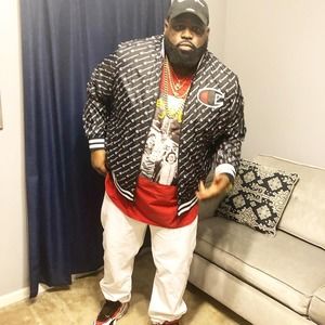 Meet your Posher, Quin